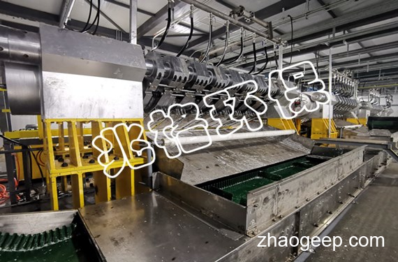 兆格環(huán)保全自動液壓壓榨機(jī)系統(tǒng)均四甲苯壓榨調(diào)試成功